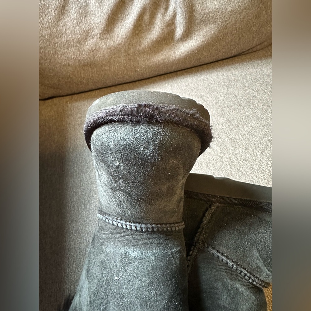UGG Kids Black Furry Bailey Bow Boots Size 7 toddler - Picture 5 of 8